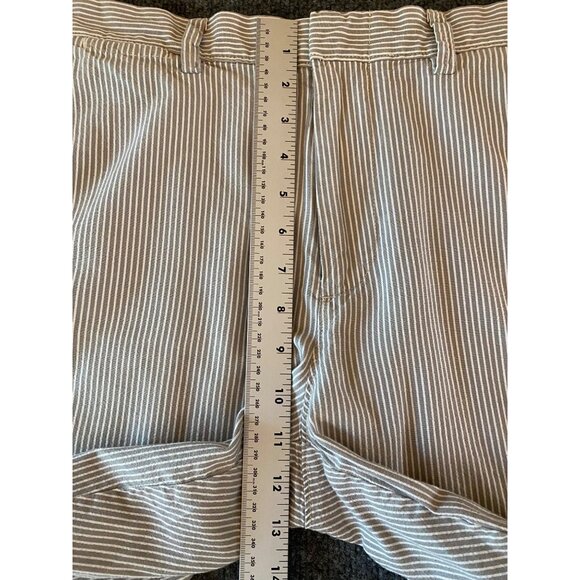 J. CREW 10.5" Club Shorts Men 34W Striped Grey/White Flat Front Casual Chino - Picture 9 of 16